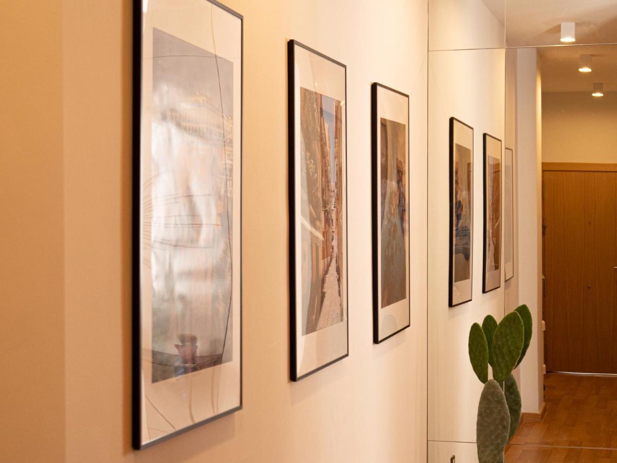 Stylish Apartment In The Heart Of Malaga With Pool 外观 照片
